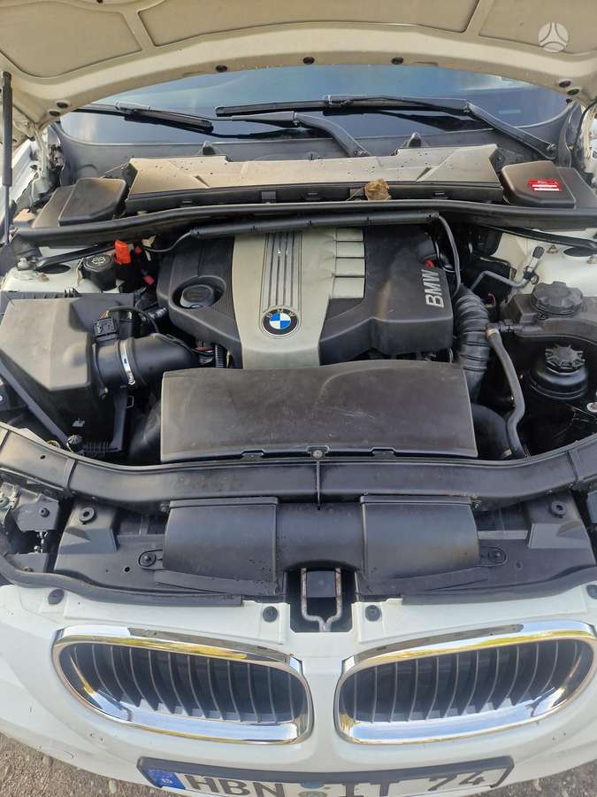 BMW 318, 2.0 l., universalas