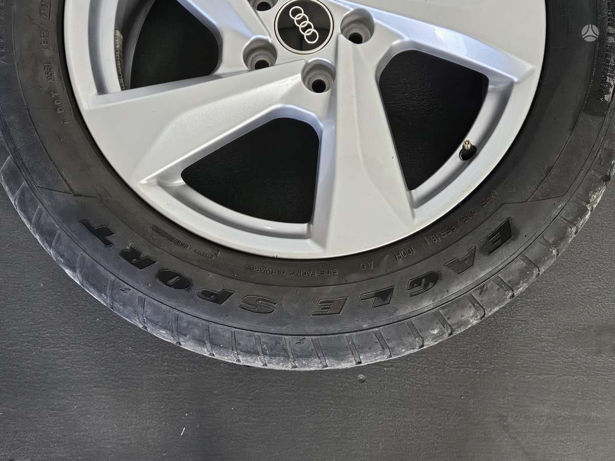 Audi Q3, light alloy, R18