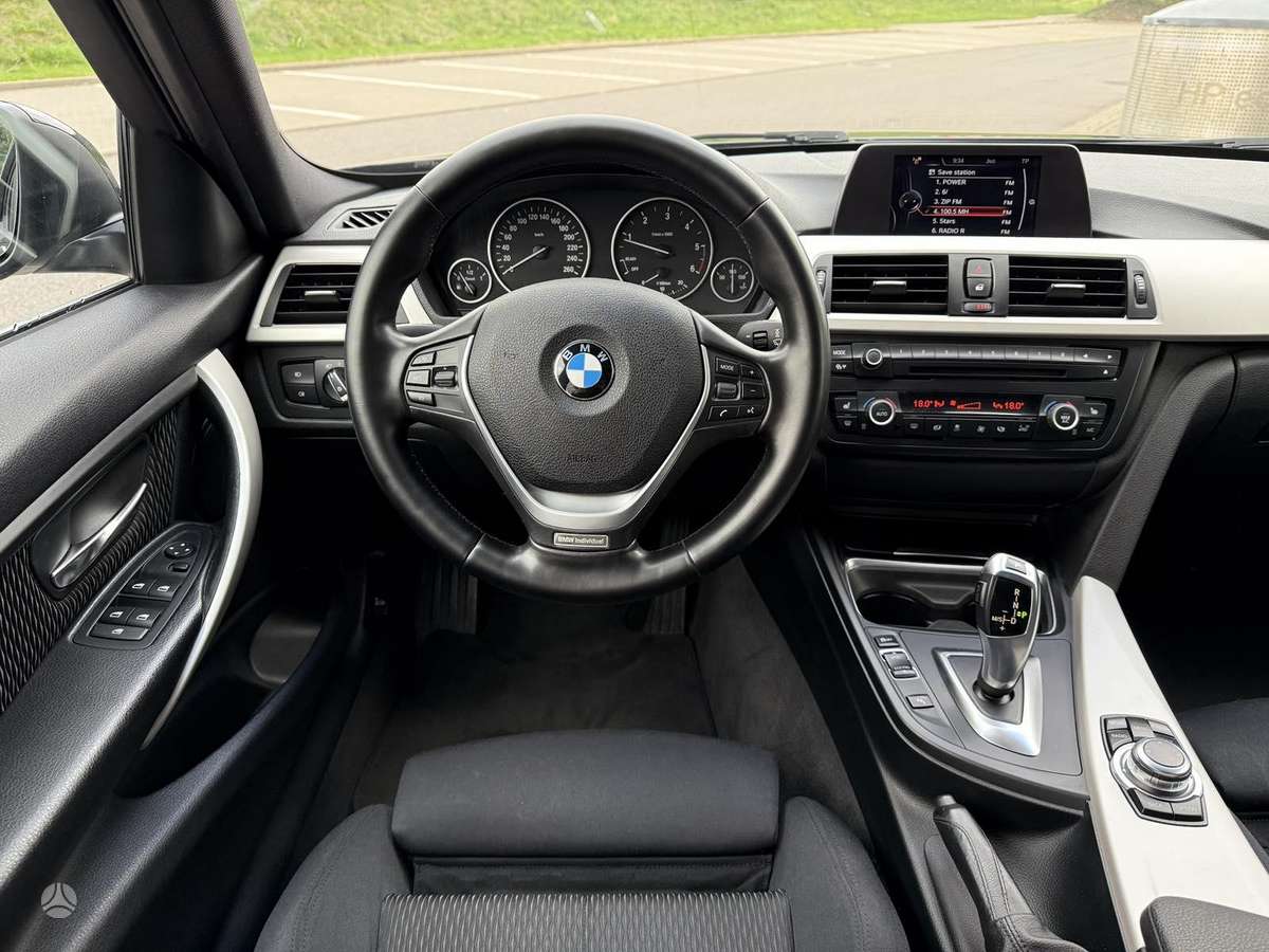 BMW 320, 2.0 l., wagon