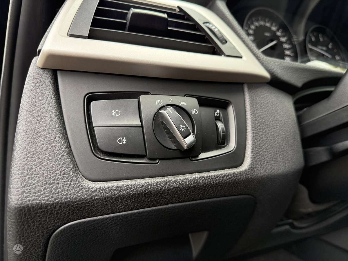 BMW 320, 2.0 l., wagon