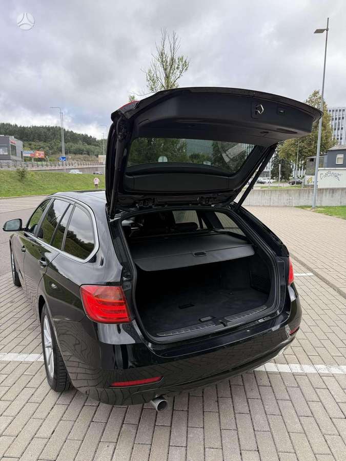 BMW 320, 2.0 l., wagon