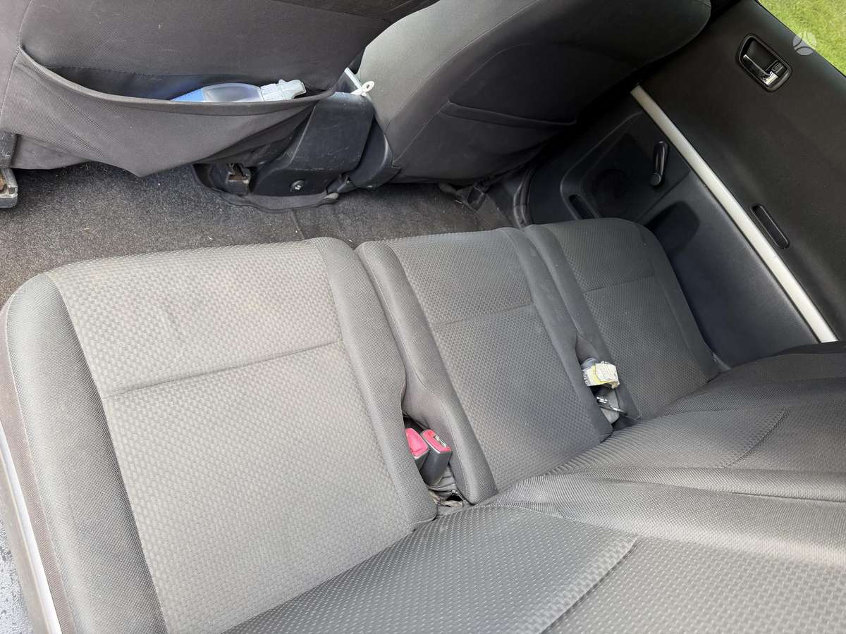 Toyota Corolla Verso - 7