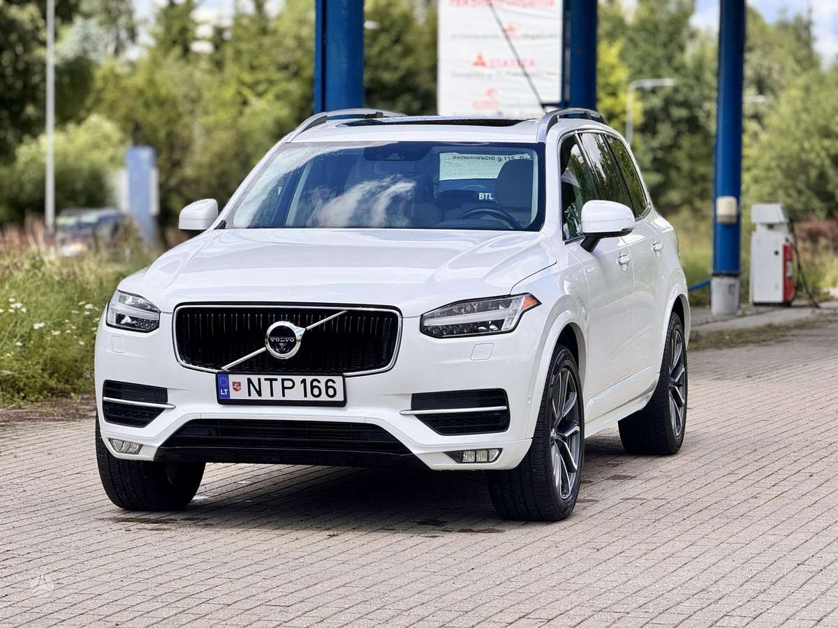 Volvo XC90 - 1