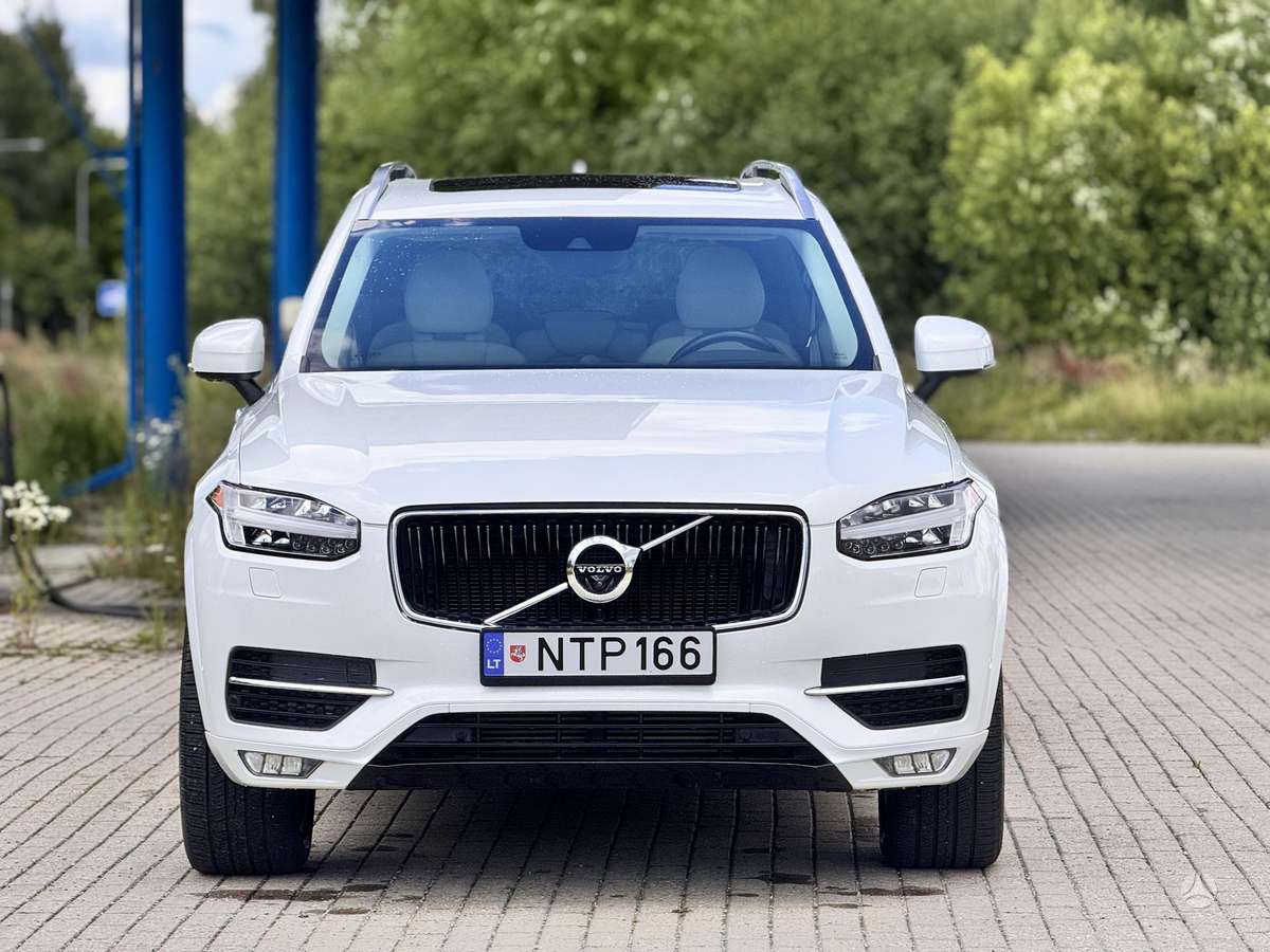 Volvo XC90 - 2