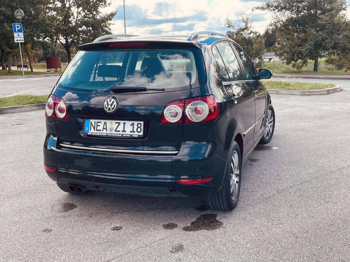 Volkswagen Golf Plus - 10