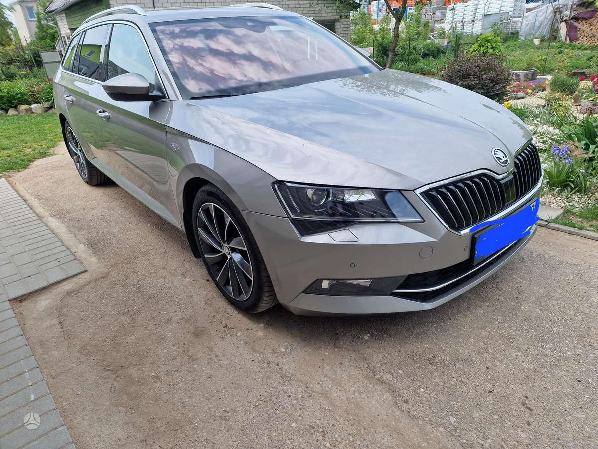 Skoda Superb, 1.8 l., Универсал