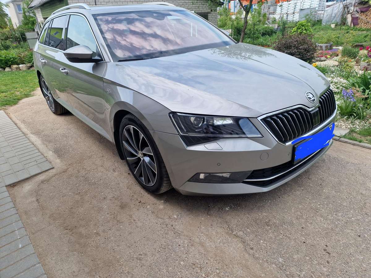 Škoda Superb - 1