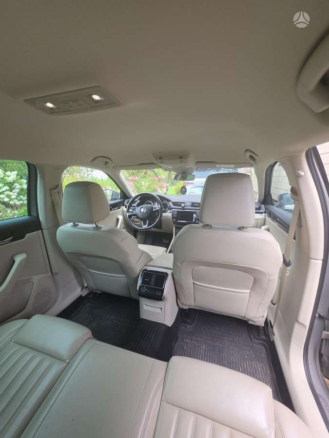 Skoda Superb, 1.8 l., Универсал