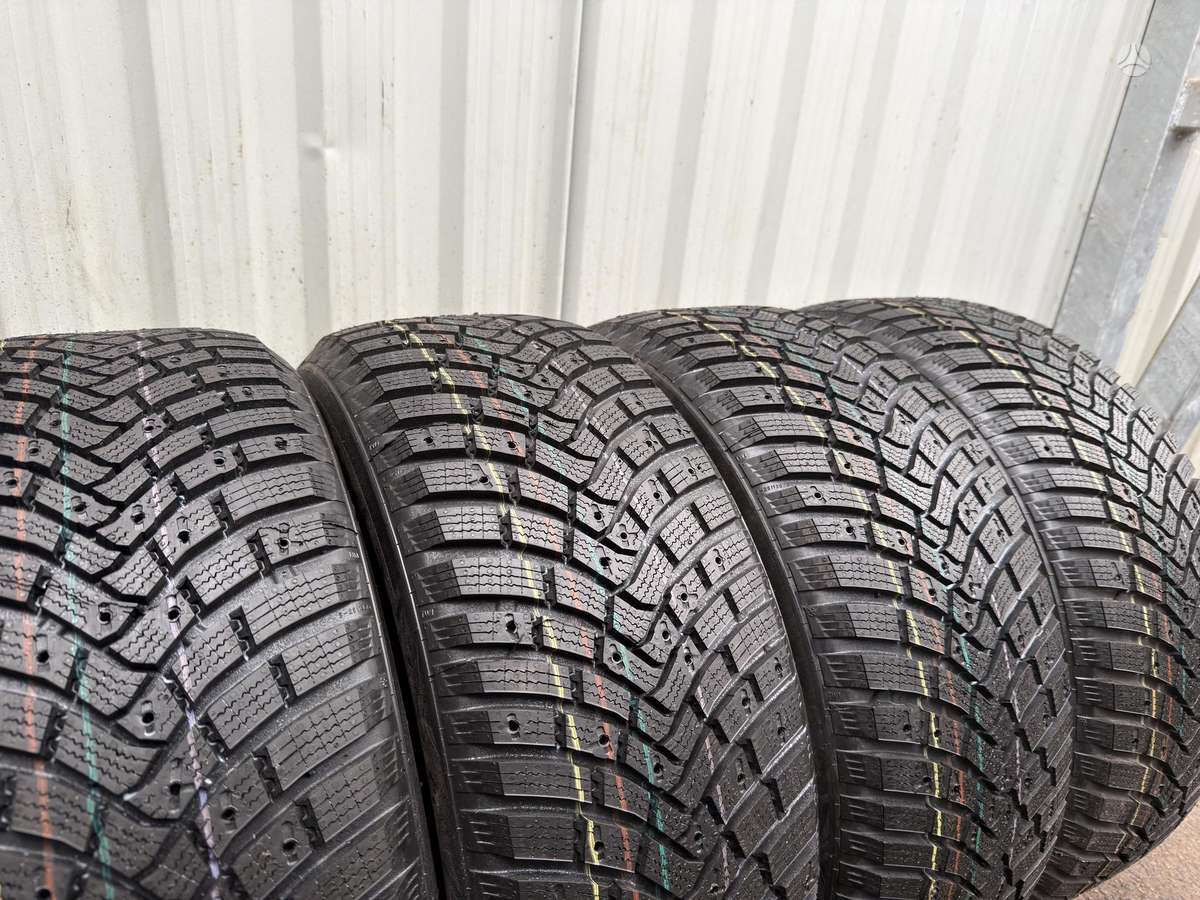 Continental IceContact 3, winter 215/55 R16
