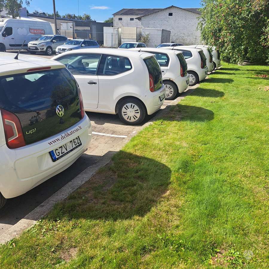 Volkswagen Up - 2