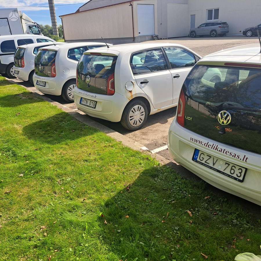 Volkswagen Up - 3