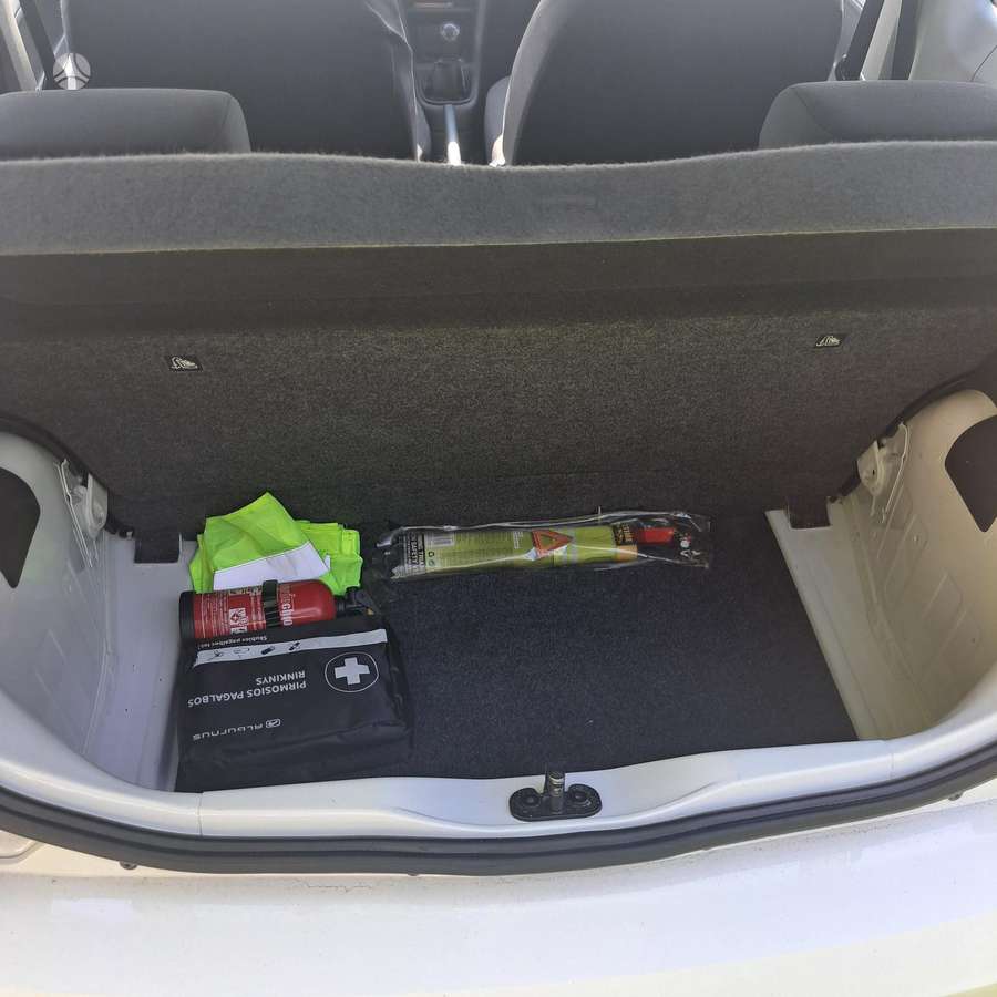 Volkswagen Up - 9