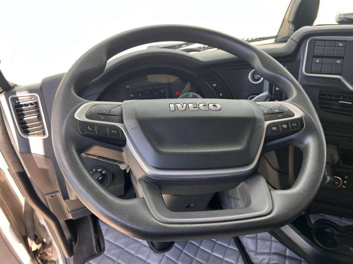 Iveco AS440ST/P, 2 miegamosios vietos