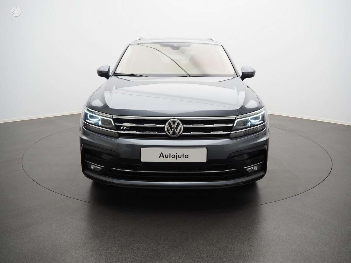 Volkswagen Tiguan - 2