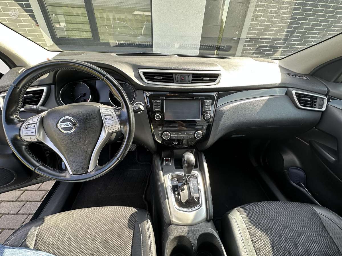 Nissan Qashqai - 8