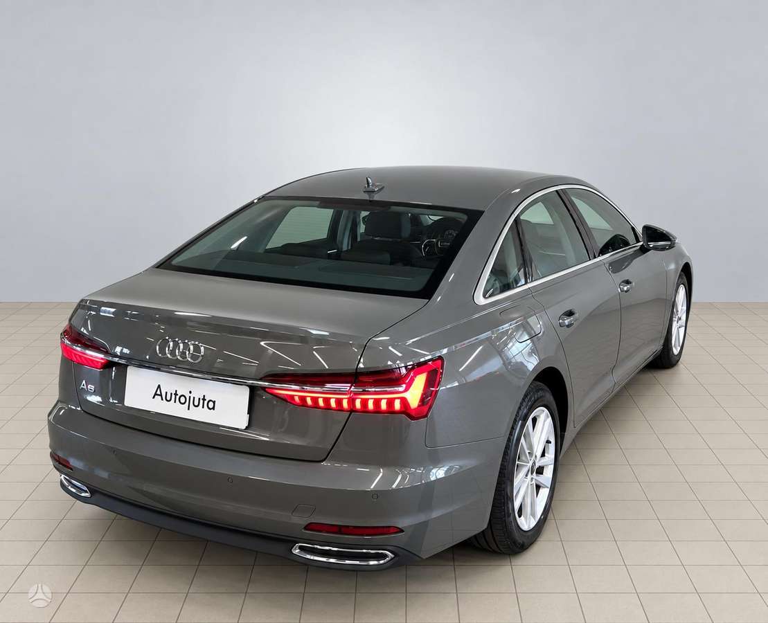 Audi A6, 2.0 l., Седан