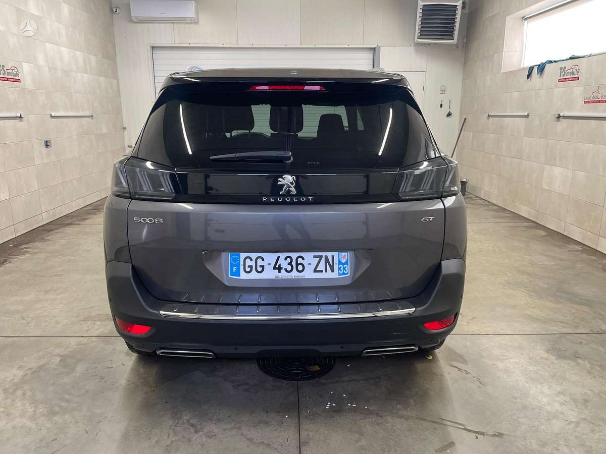 Peugeot 5008 - 5
