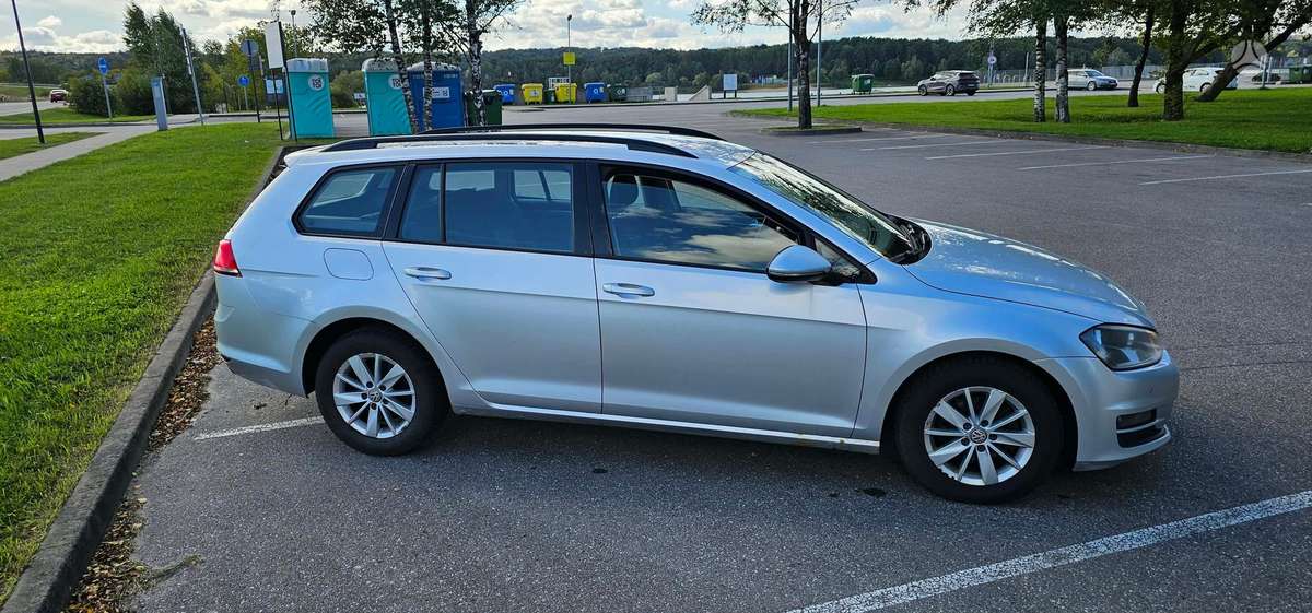 Volkswagen Golf - 4