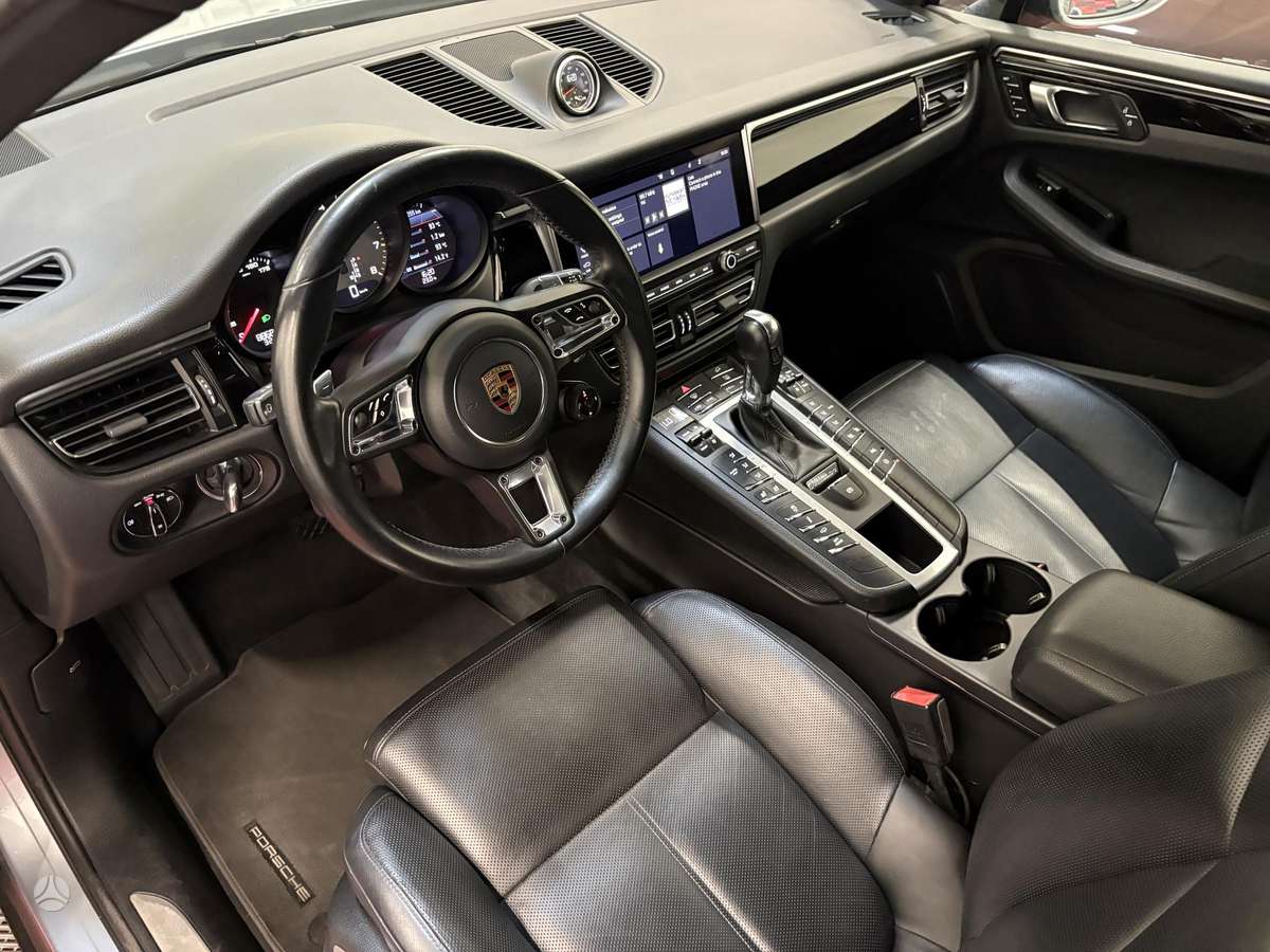 Porsche Macan - 9
