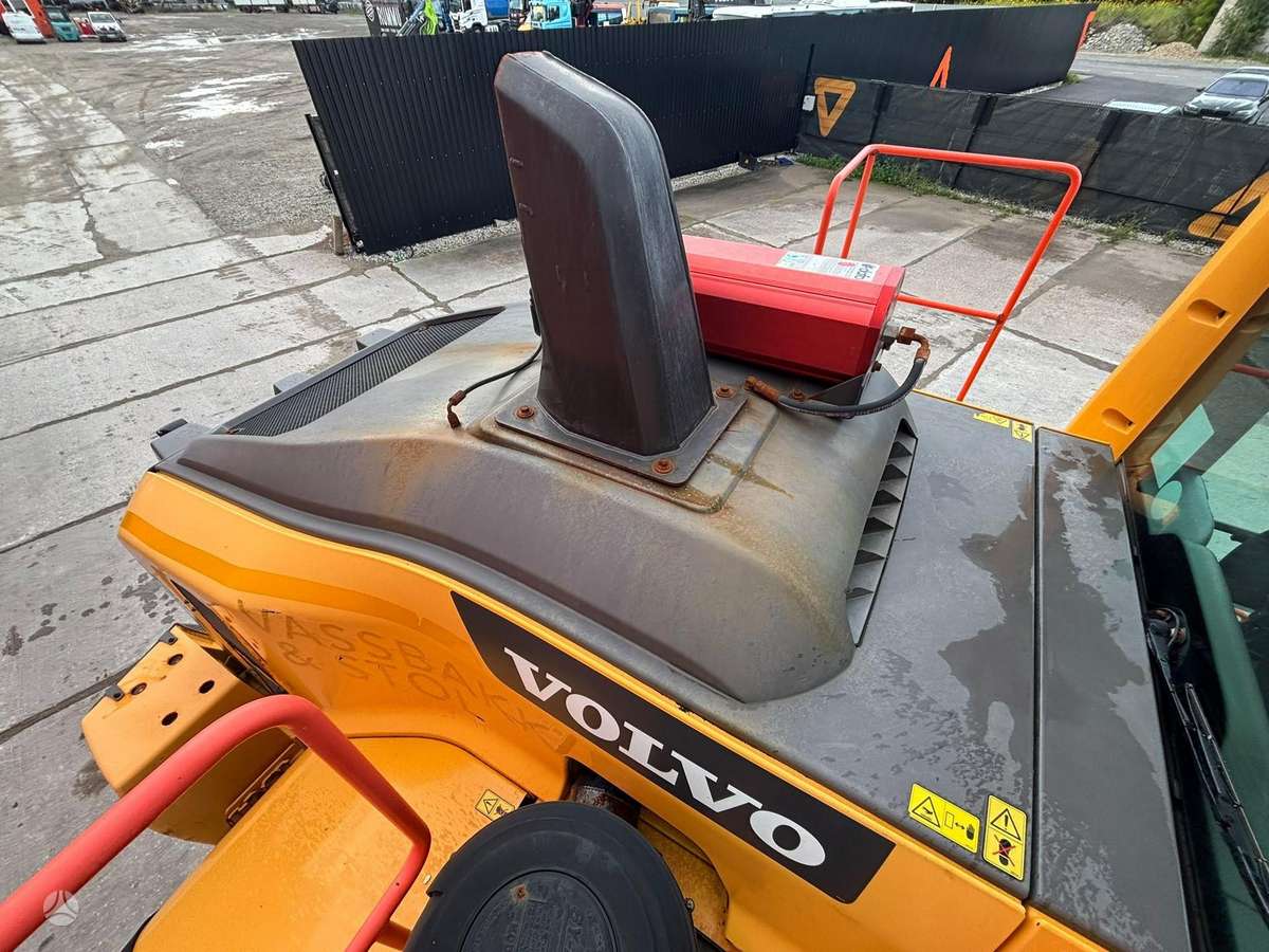 Volvo L 260 H, frontal loader