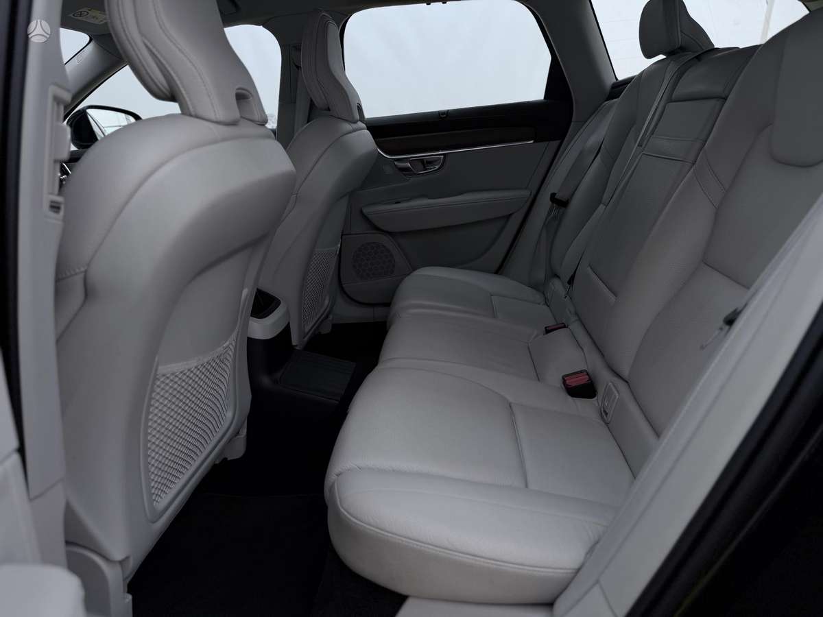 Volvo V90 - 11