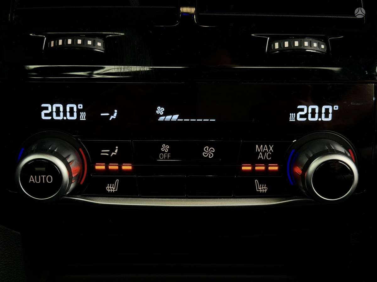 BMW 520, 2.0 l., Седан