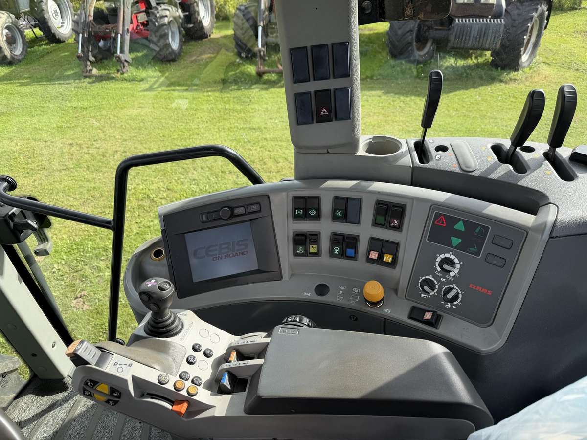 Claas ARION 640, tractors