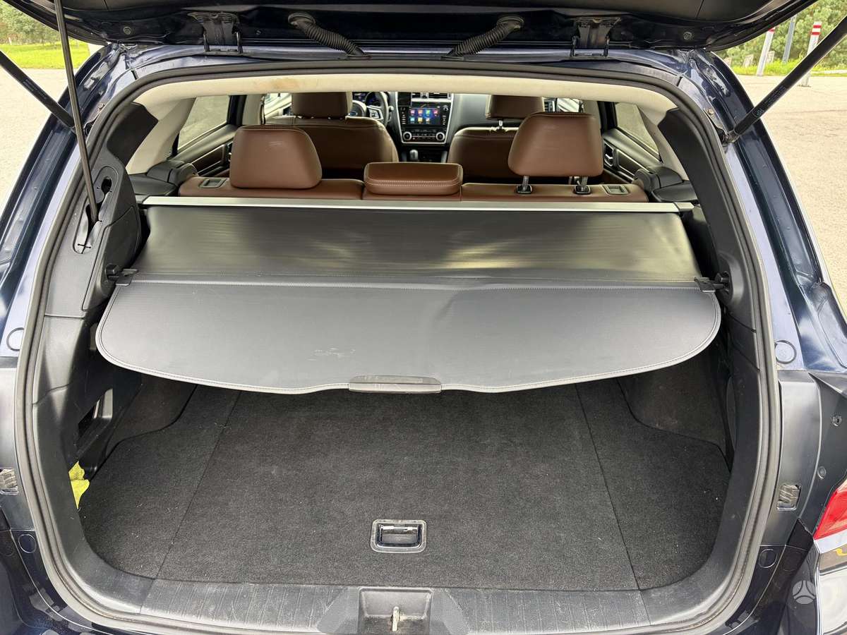 Subaru Outback - 6