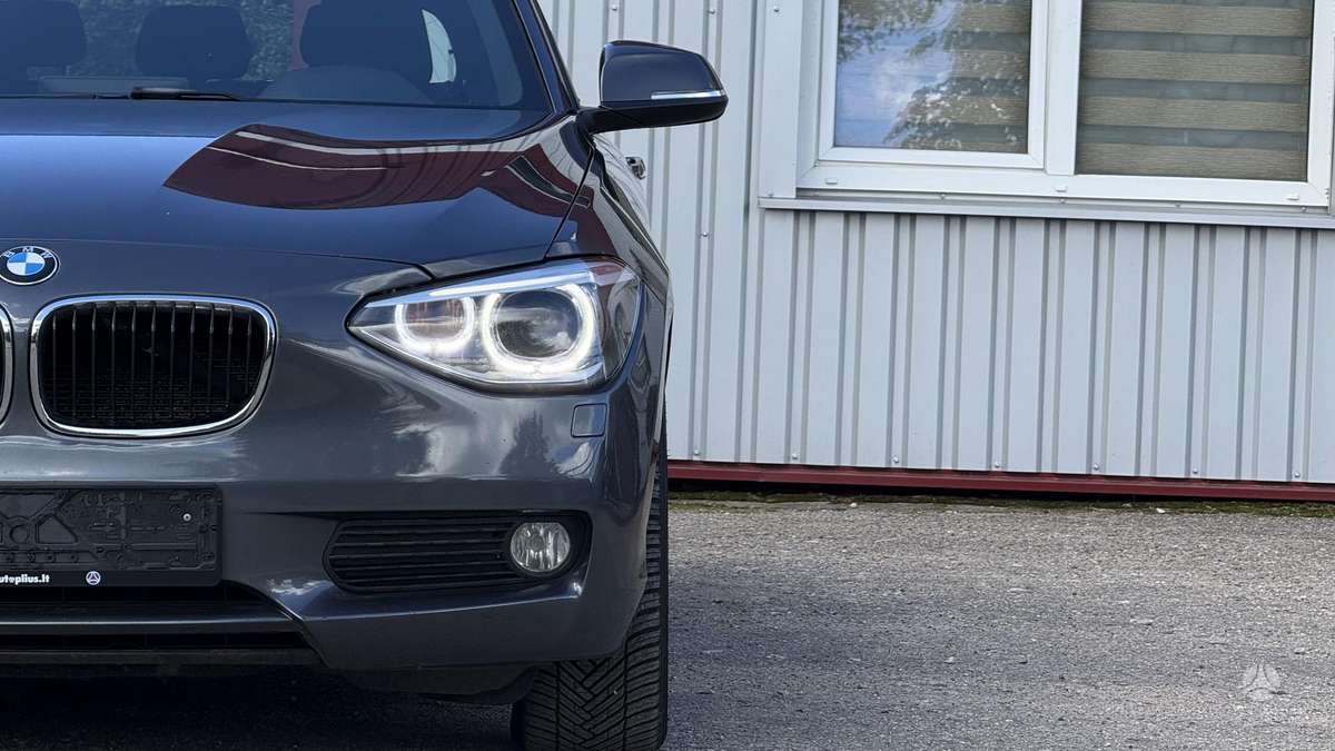 BMW 116, 1.6 l., Хэтчбек
