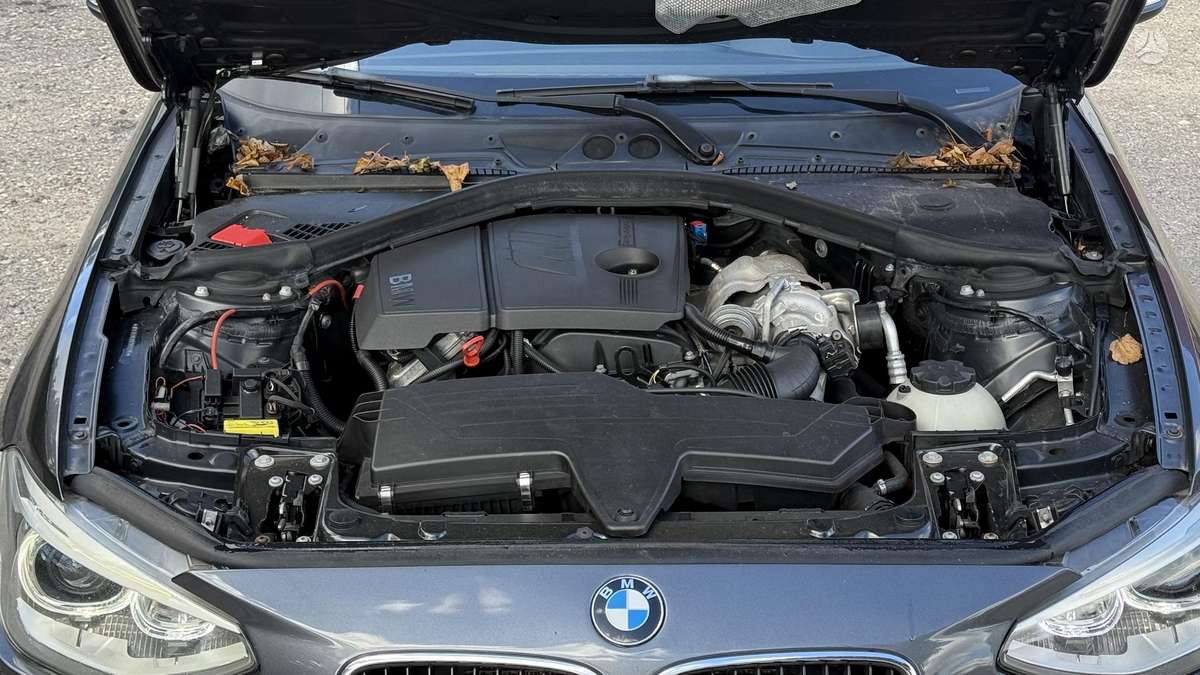 BMW 116, 1.6 l., Хэтчбек