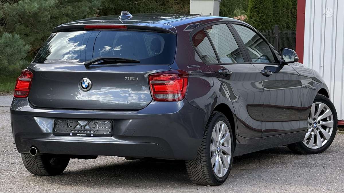 BMW 116, 1.6 l., Хэтчбек