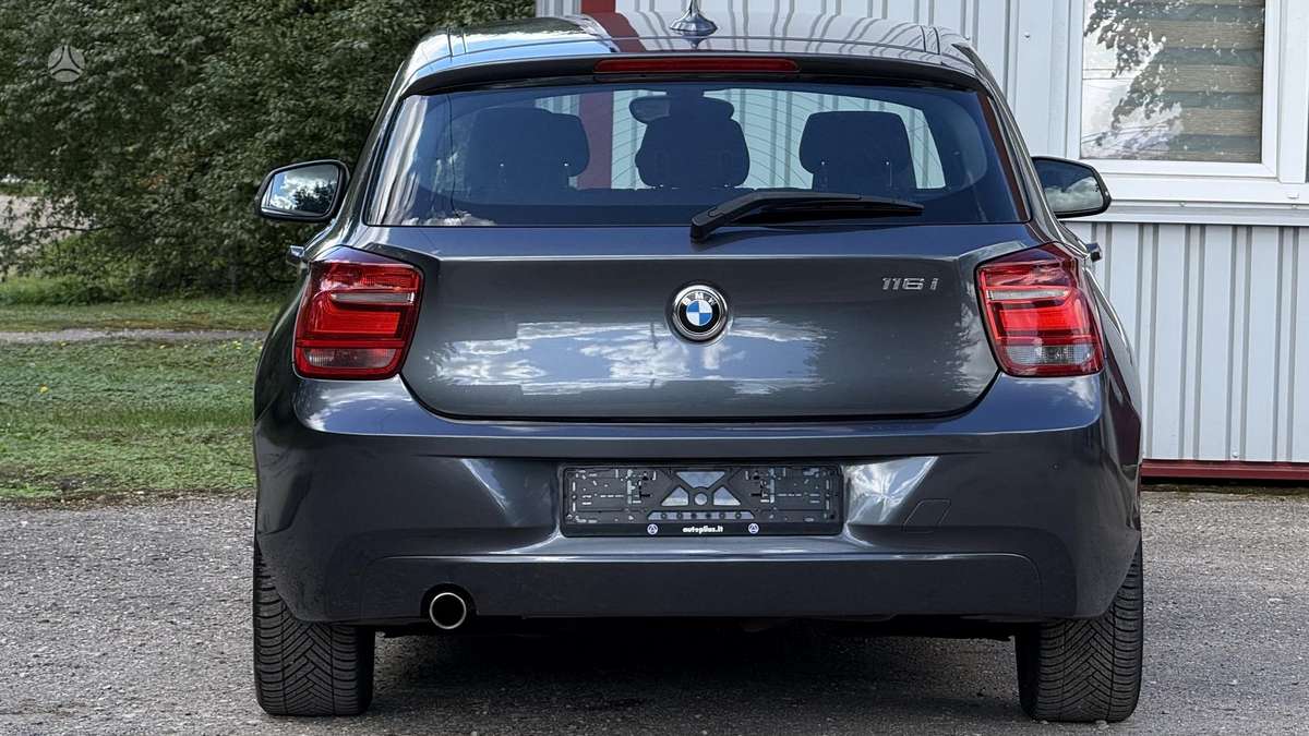 BMW 116, 1.6 l., Хэтчбек