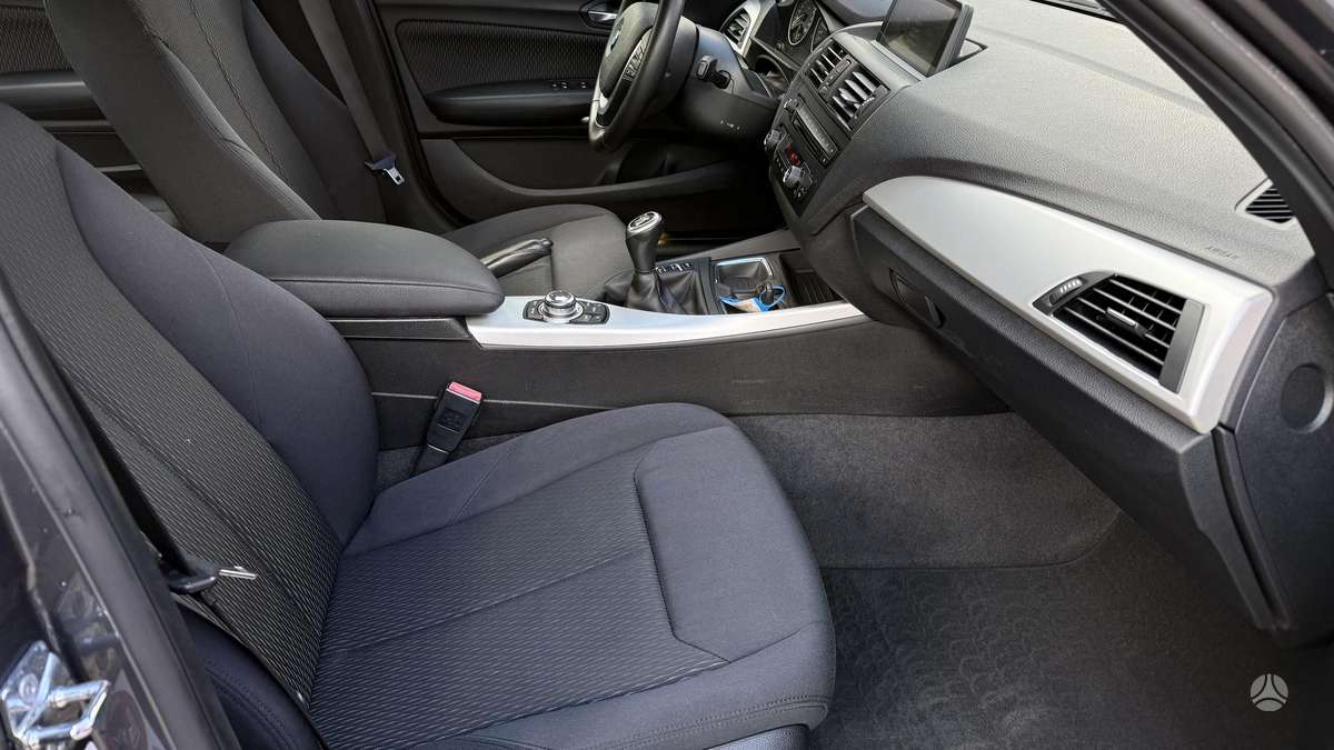 BMW 116, 1.6 l., Хэтчбек