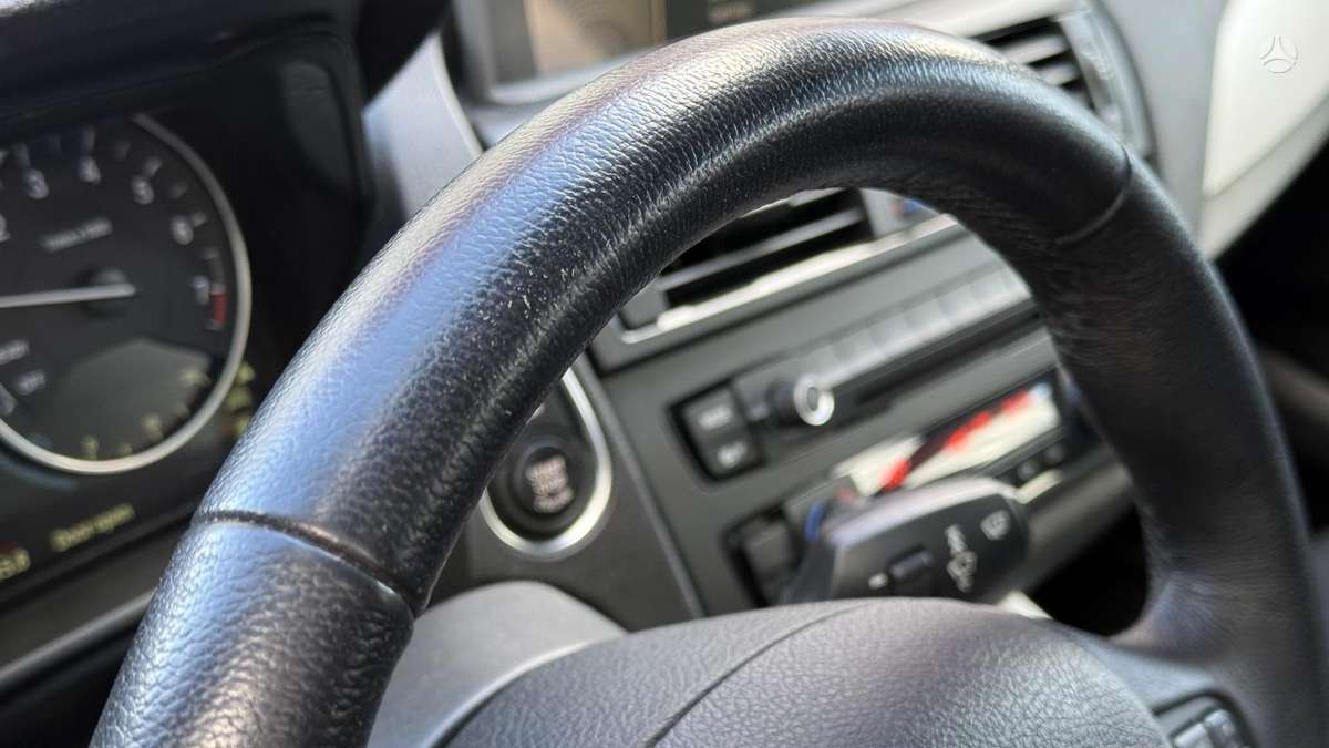 BMW 116, 1.6 l., hatchback