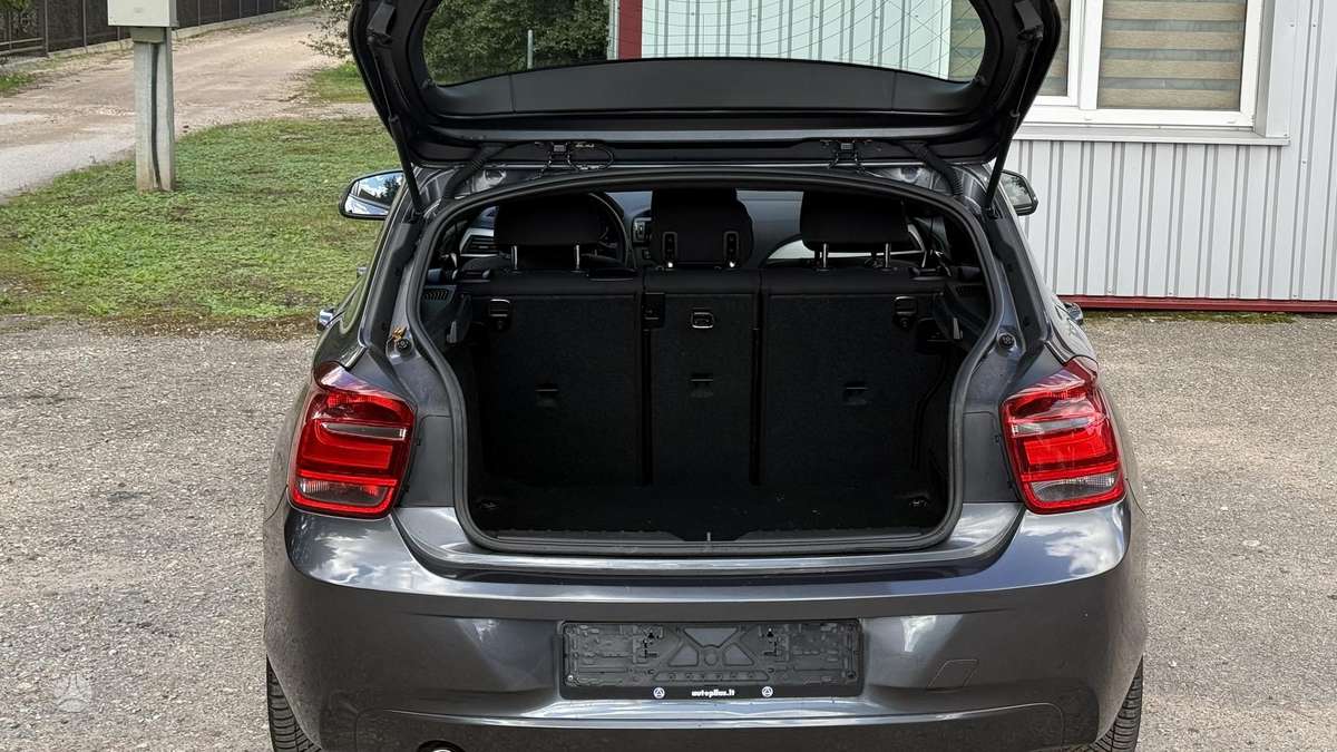 BMW 116, 1.6 l., Хэтчбек