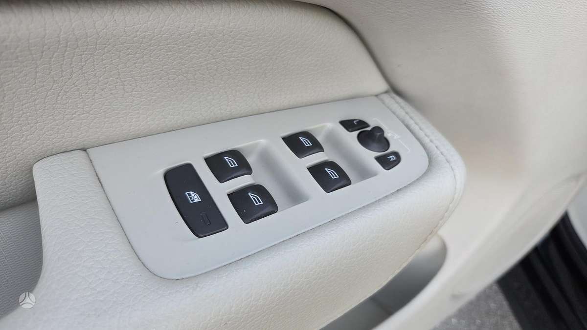 Volvo XC60 - 8