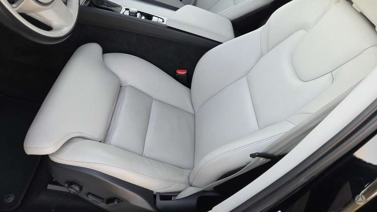 Volvo XC60 - 5