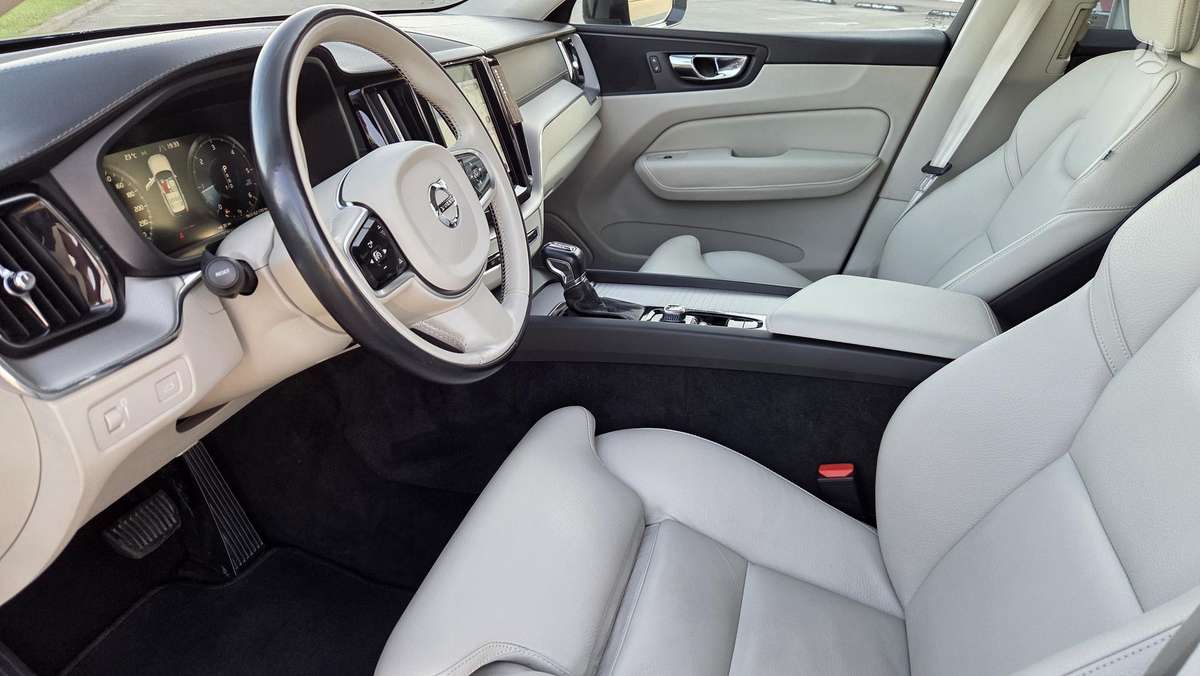 Volvo XC60 - 6