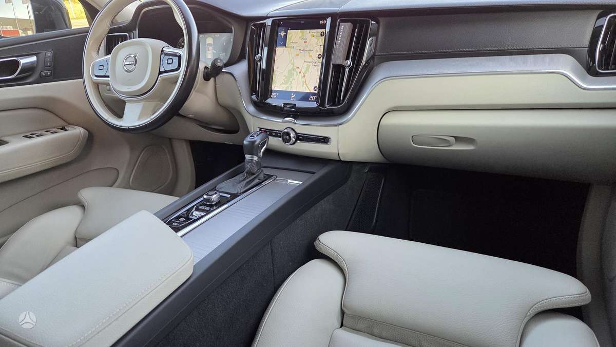 Volvo XC60 - 12