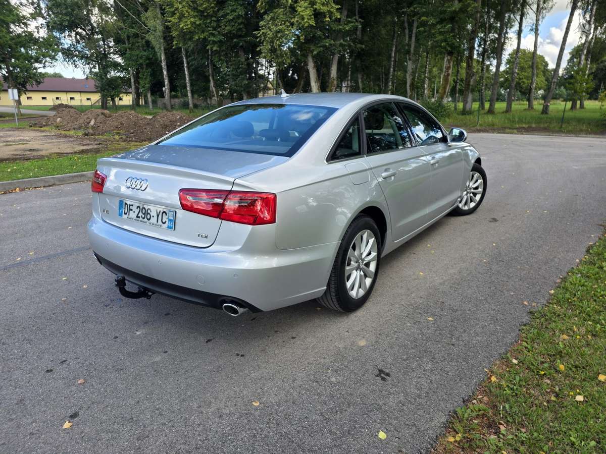 Audi A6, 3.0 l., Седан