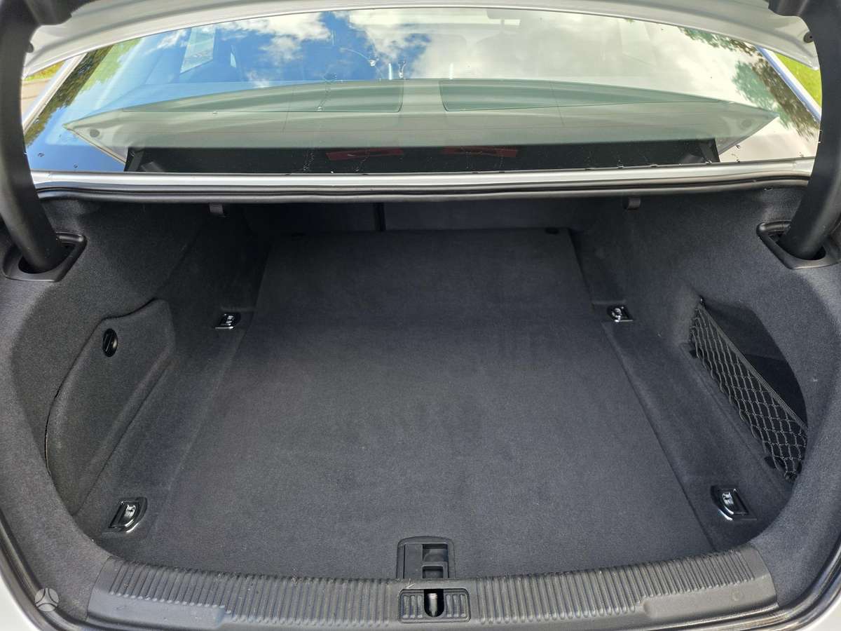 Audi A6, 3.0 l., Седан