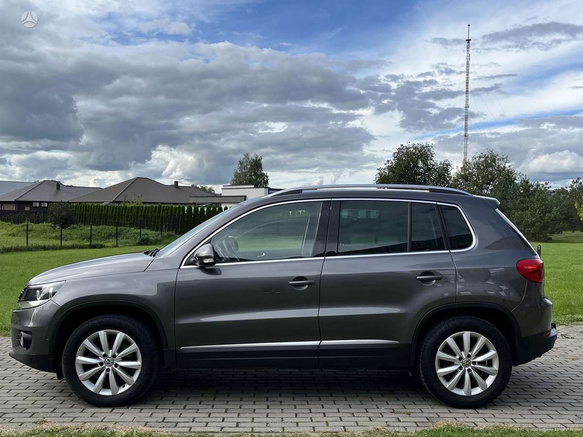 Volkswagen Tiguan - 5