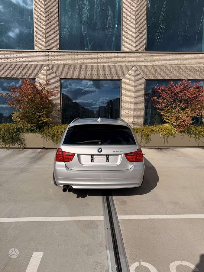 BMW 320, 2.0 l., Универсал