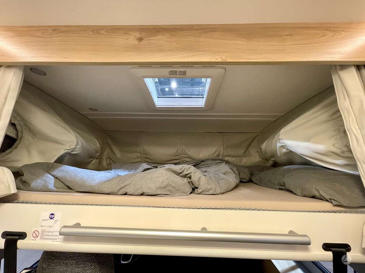 Dethleffs XL I 7812-2, campers