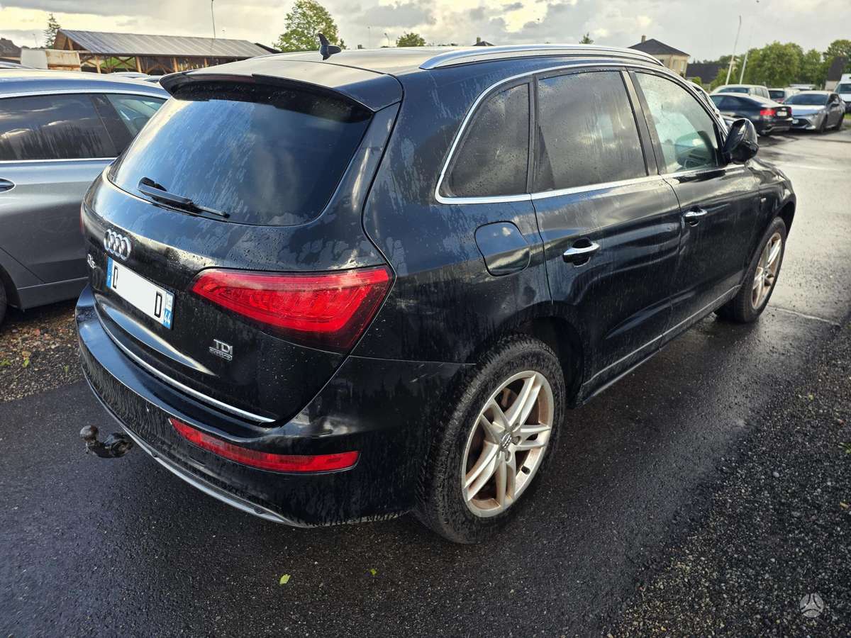 Audi Q5, 2.0 l., Внедорожник / Кроссовер