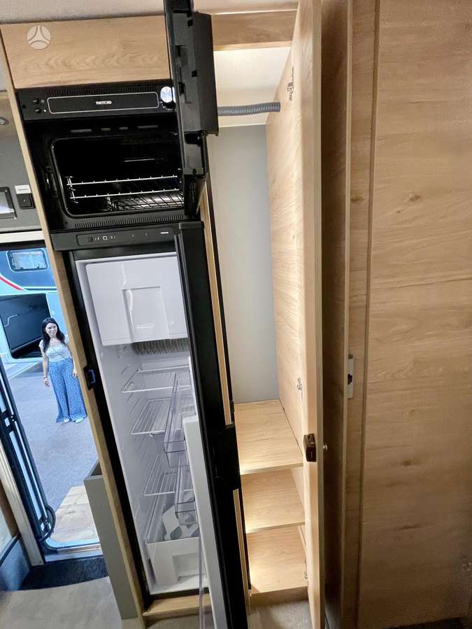 Dethleffs XL I 7812-2, campers