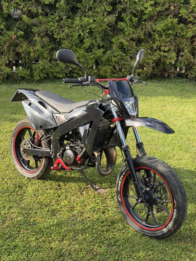 Derbi Senda 50cc, supermoto