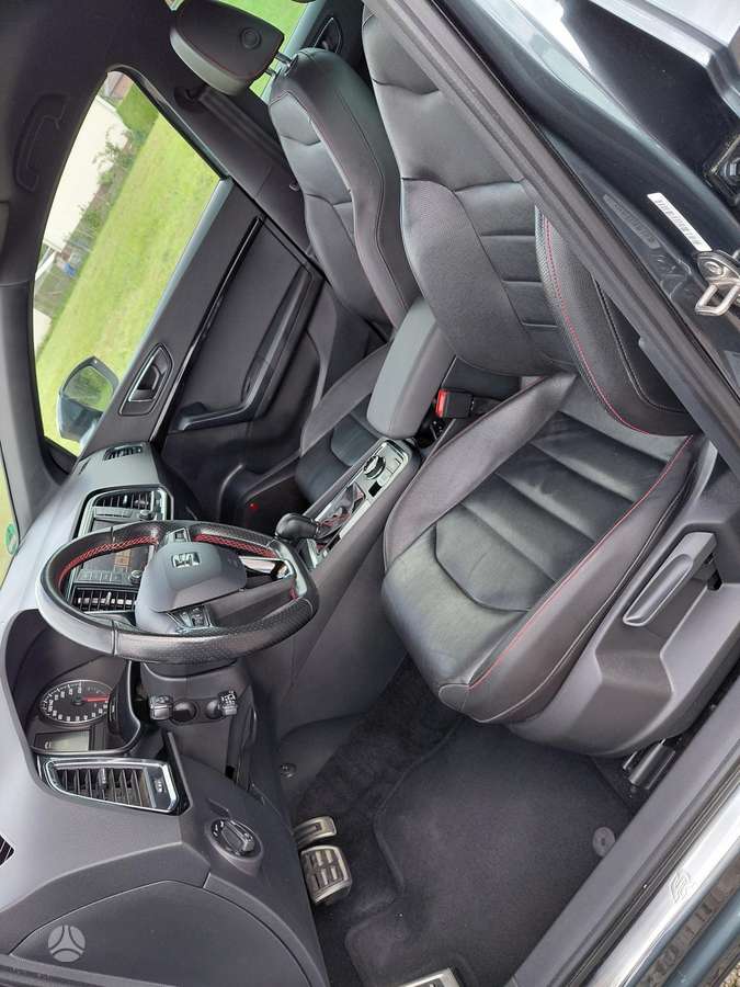 Seat Ateca, 2.0 l., Внедорожник / Кроссовер