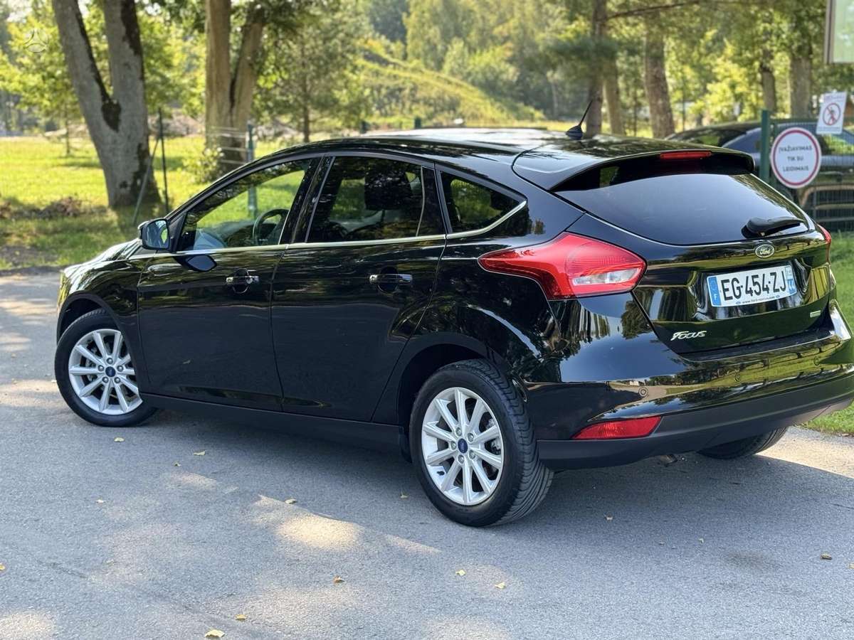 Ford Focus, 1.0 l., hatchback