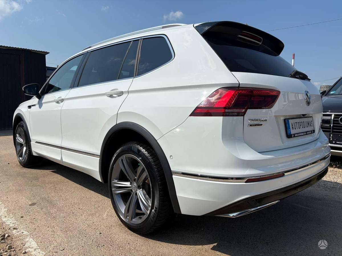 Volkswagen Tiguan Allspace - 3